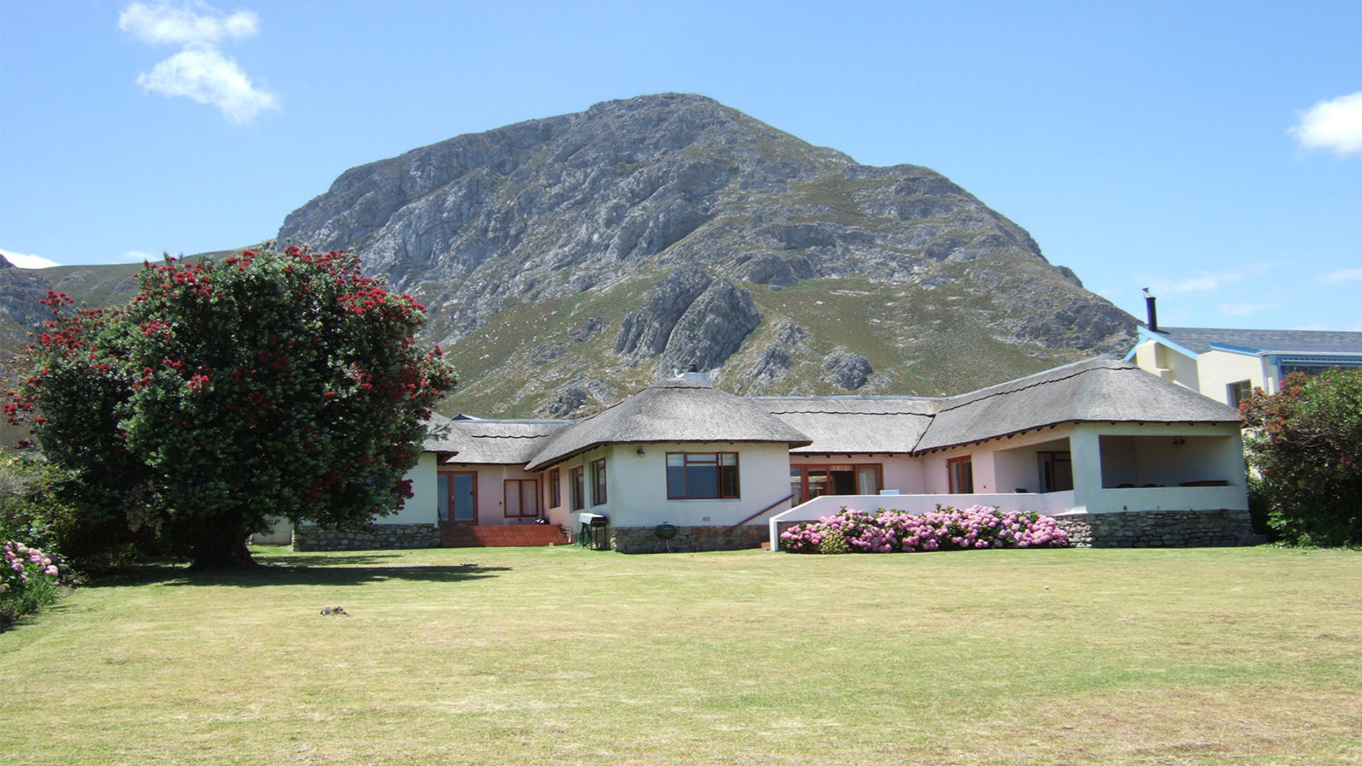 Grotto Cottage Hermanus Tourism