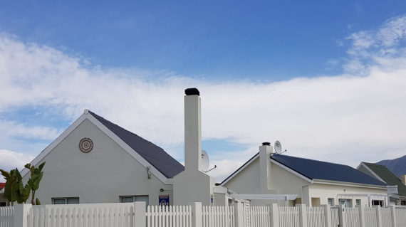 Sandbaai Cottage 1
