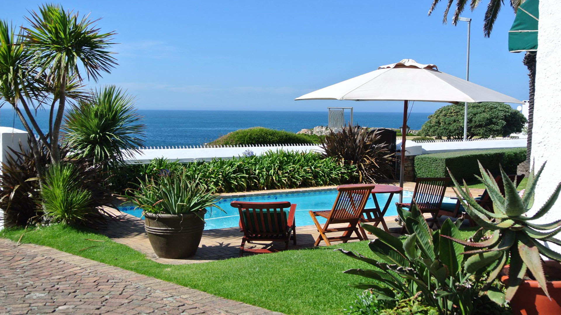 La Fontaine Guest House Hermanus Tourism La Fontaine Guest House Hermanus Tourism