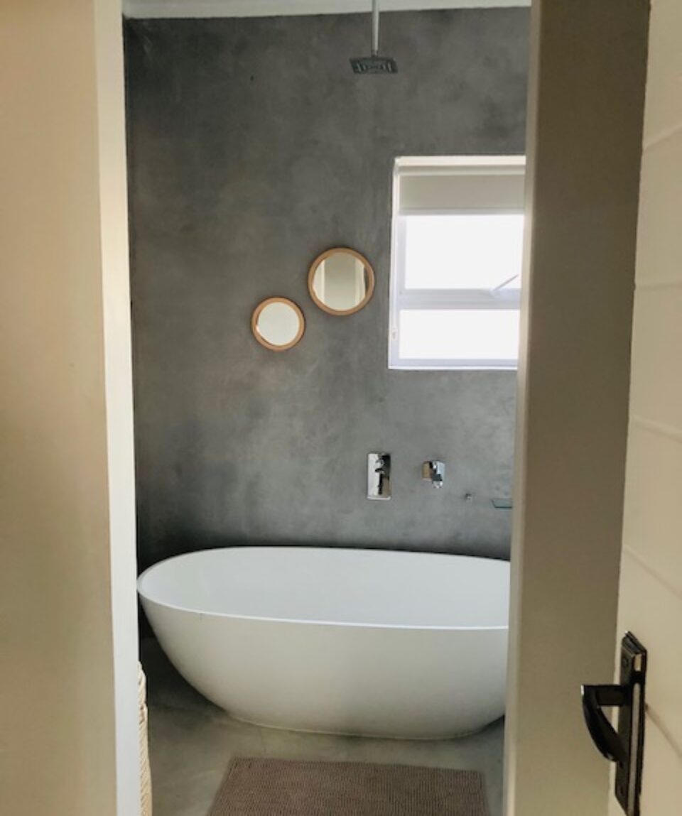 Bathtub